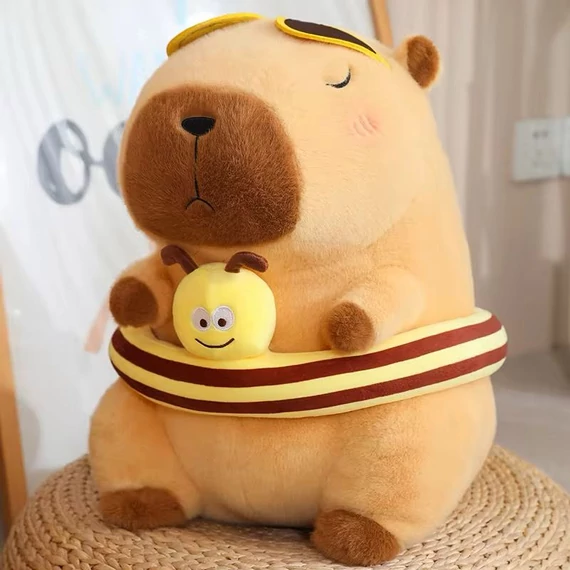 Capybara világosbarna plüss méhecskés úszógumival 35cm Berki Mazsi ajánlásával a MazsiShopban 